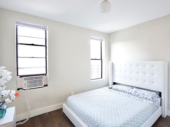4th image of 516 W 167th St #3A