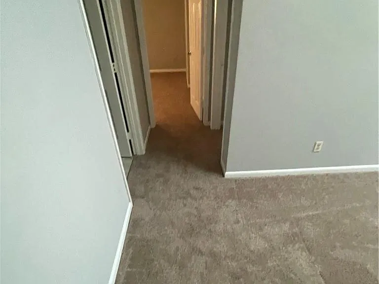 614 Waters Dr — Photo 6
