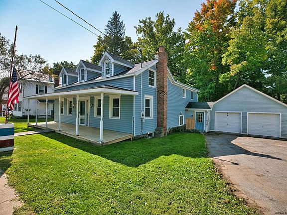 2nd image of 41 Lake St