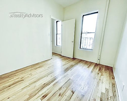 3rd image of 325 E 14th St #3A