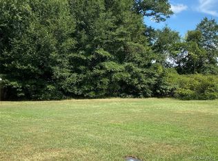 36 E Cantabury Ln, Millbrook, AL 36054