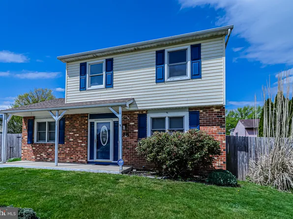 28 Dorsey Ln, Bear, DE 19701