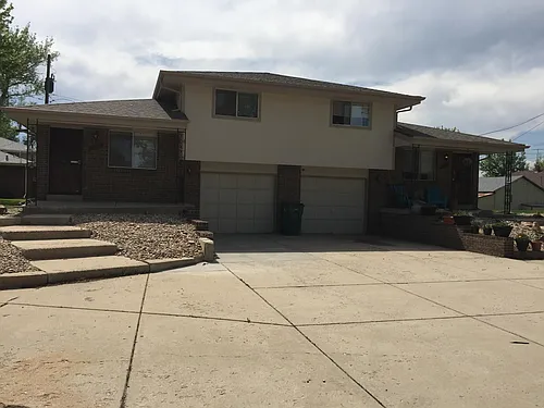 4209 Iris Ct Photo 1