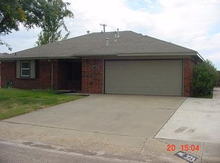 323 Hickory St, Hereford, TX 79045