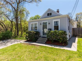 106 Helen Ave, Warwick, RI 02886