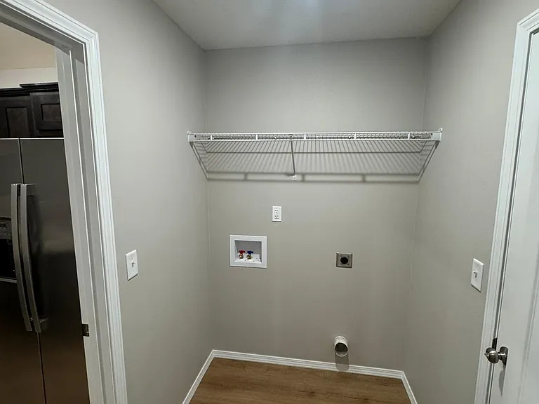 3498 N Ohara Ave — Photo 2