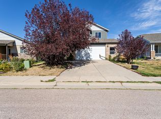 704 Sako Dr, Gillette, WY 82718
