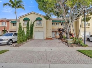 Entrada, Fort Lauderdale, FL 33323