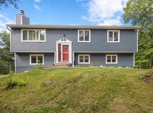 16 Mountain View Dr, Holmes, NY 12531
