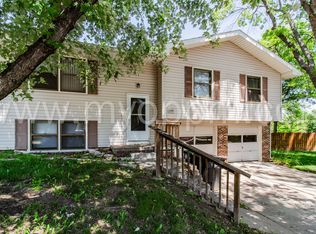 2205 N 125th Avenue Cir, Omaha, NE 68164