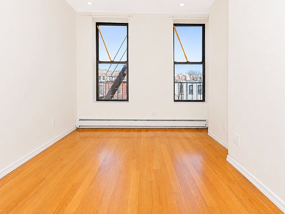 5th image of 673 Lafayette Ave #2