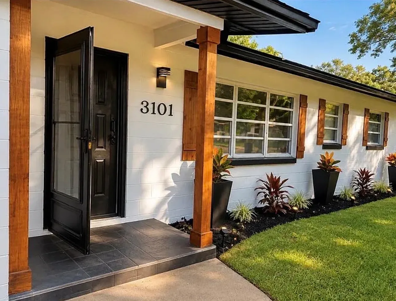 4 bed, 1680 sqft, $3,350 — Photo 2