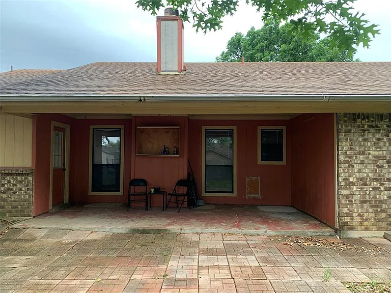 8232 Meadowbrook Dr — Photo 16