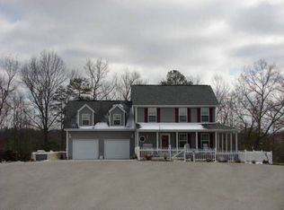 64 Cottonwood Ln, East Bernstadt, KY 40729
