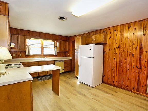 4th image of 7110 McIntosh Rd