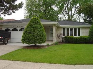 10942 S Knox Ave, Oak Lawn, IL 60453