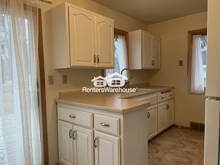 8645 Eldorado St NE — Photo 4