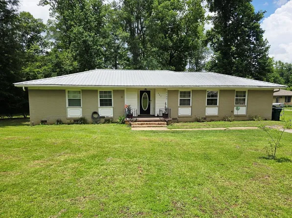 127 Peters Cir, Ozark, AL 36360
