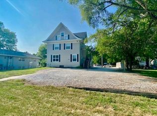 4529 Holdrege St, Lincoln, NE 68503