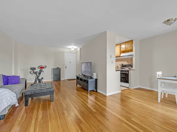 84-25 118th Street image 4 of 10