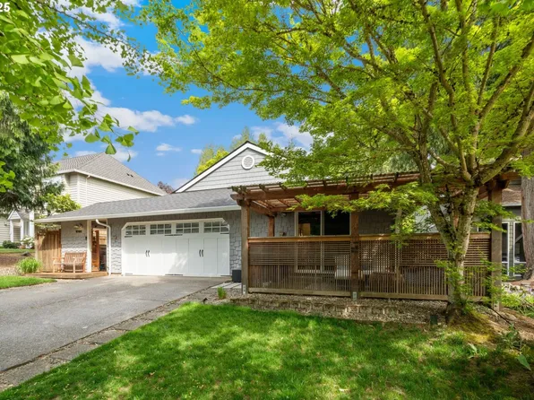 10185 SW Riverwood Ln, Portland, OR 97224