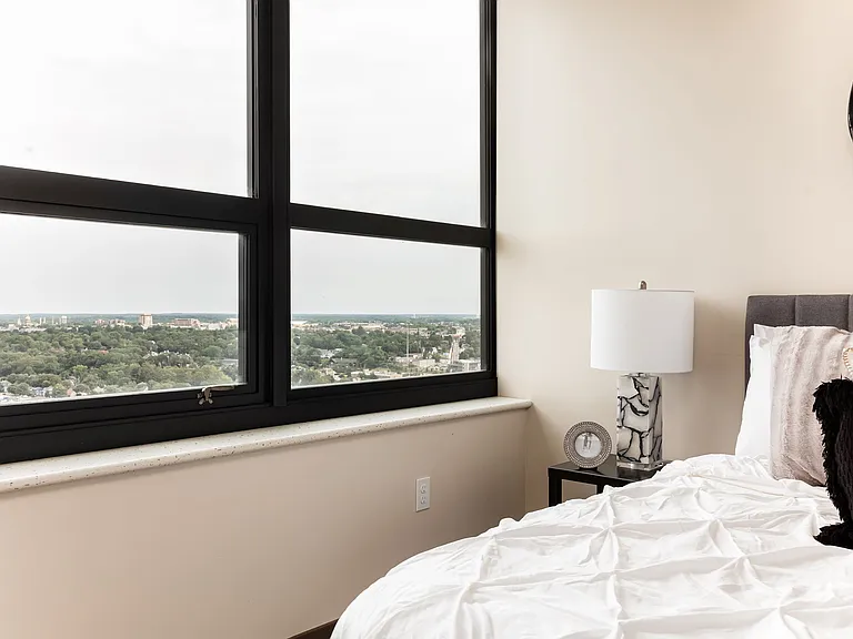 Liberty Tower Residences — Photo 21