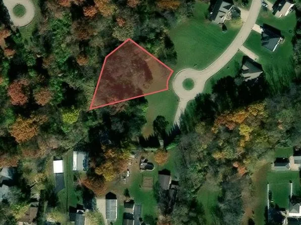 7 Hidden Grove Ln, Spring Valley, IL 61362