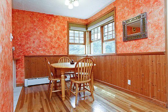 3rd image of 2828 Mead St