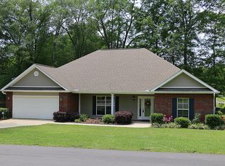 47 1st East St, Sumrall, MS 39482