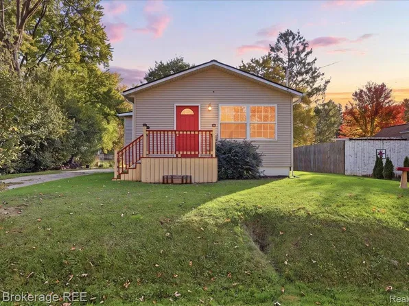 206 Aloha St, Davison, MI 48423