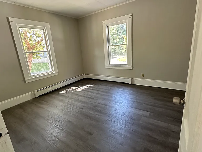 9 Asnuntuck St #9 — Photo 6