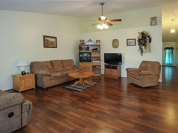 5th image of 123 Iroquois Ct