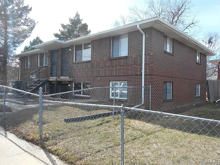 1119 Rosemary St #2 — Photo 2