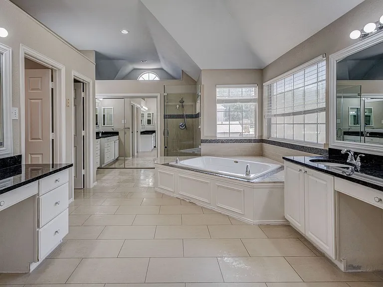 4133 Williams Ct — Photo 17