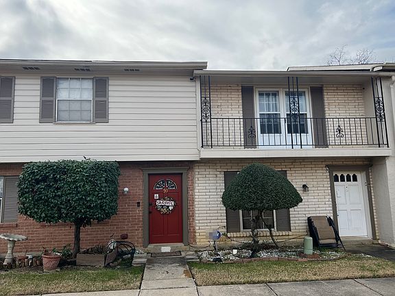 3rd image of 61 W Townhouse Ln #17