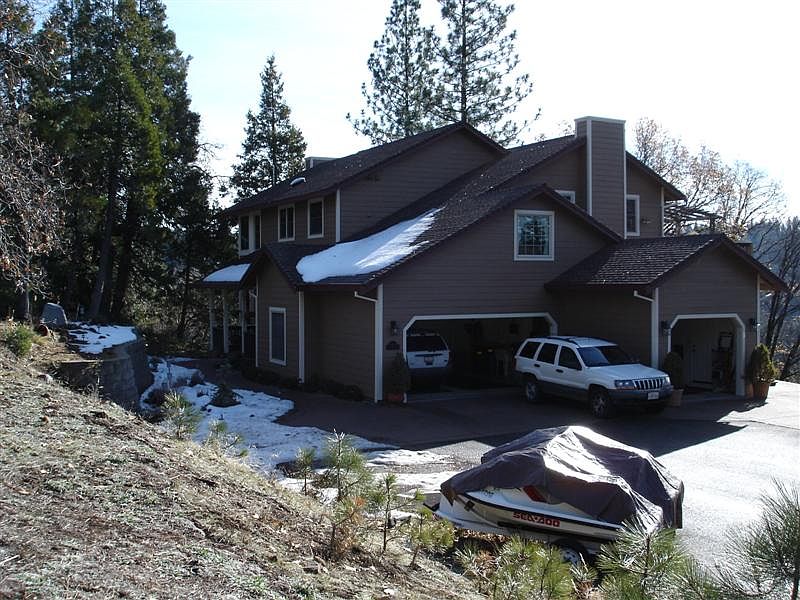 2nd image of 6030 Ridgeway Dr