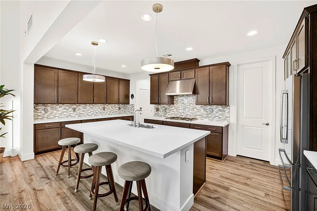 4 bed, 3.5 bath, 2755 sqft, $3,250 — Photo 3