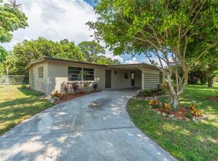 5327 3rd St W, Bradenton, FL 34207