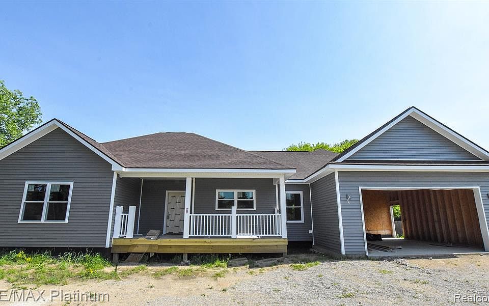 1st image of 8337 Pineview Lake Dr