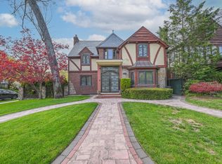 18603 Chevy Chase St, Jamaica, NY 11432
