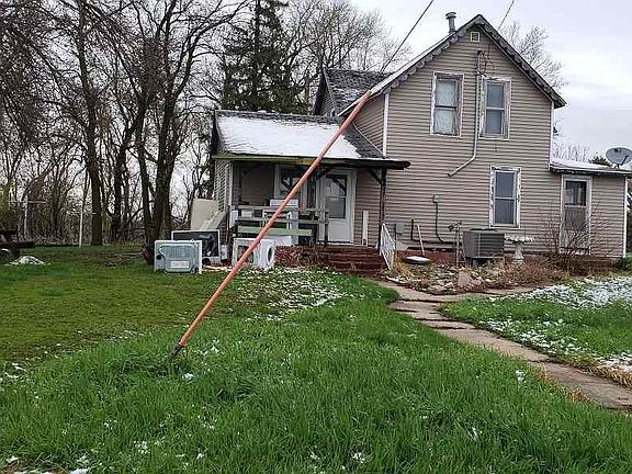 2nd image of 3936 Orchid Ave