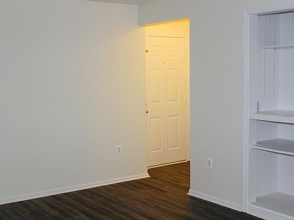 5th image of 12286 Stevenson Ct