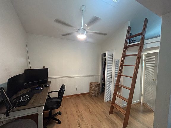 4th image of 901 Truman Ave APT 6
