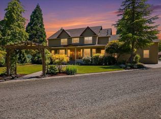106 Green Valley Rd, Oakland, OR 97462
