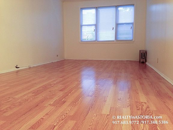 4th image of 2444 26th St