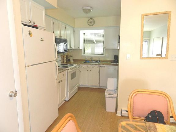 4th image of 9307 Chesapeake Dr #B5002