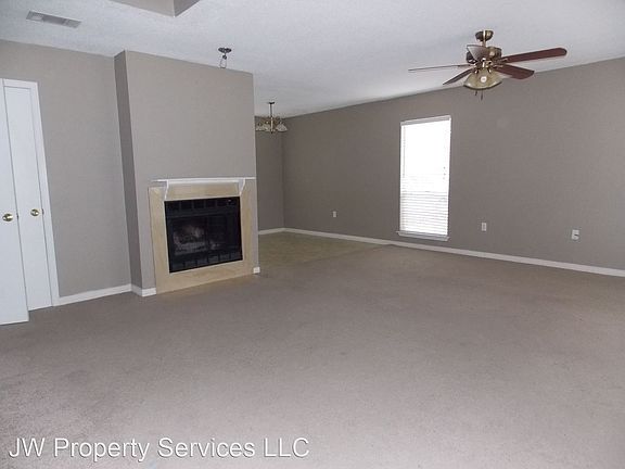 2nd image of 518 Cedarwood Dr
