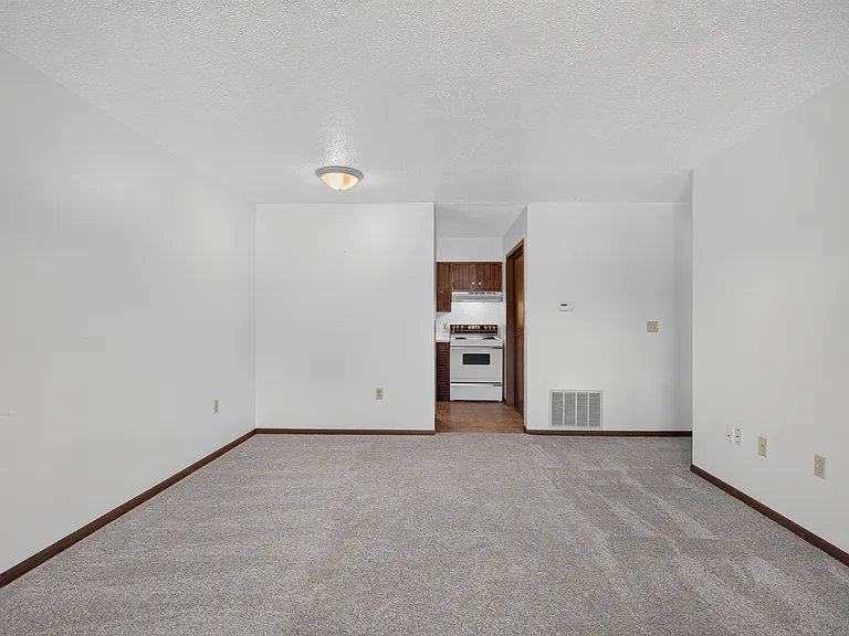 322 Cedar Crest Dr #A — Photo 4