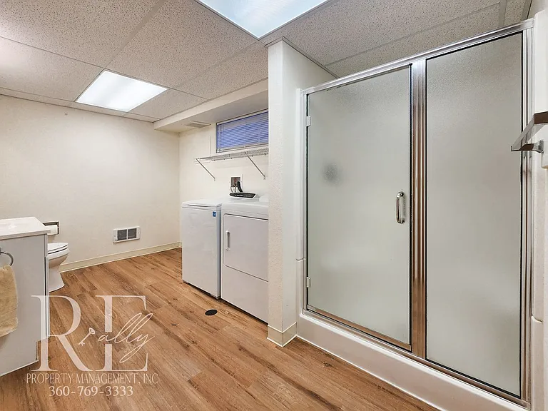 515 NW Heritage Ln — Photo 16