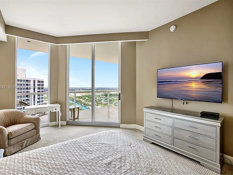 21200 Point Pl #Penthouse 2804 — Photo 55